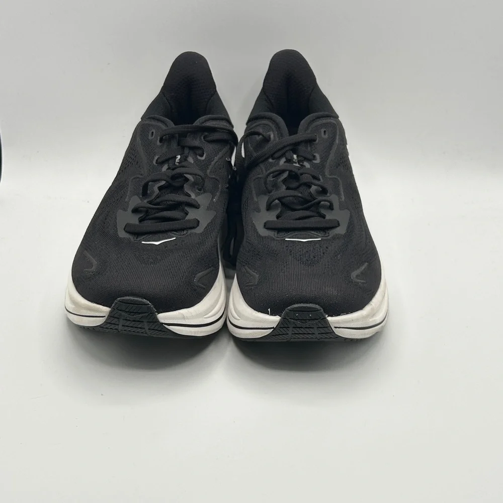Hoka Clifton 10 Womes 9B Black and White Athletic Sneakers S22 - Picture 4 of 8